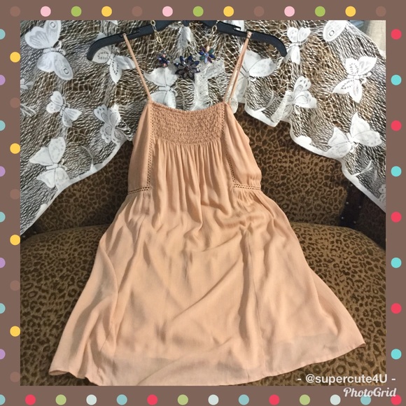 Forever 21 Dresses & Skirts - 💗Forever 21 Dress & Necklace!